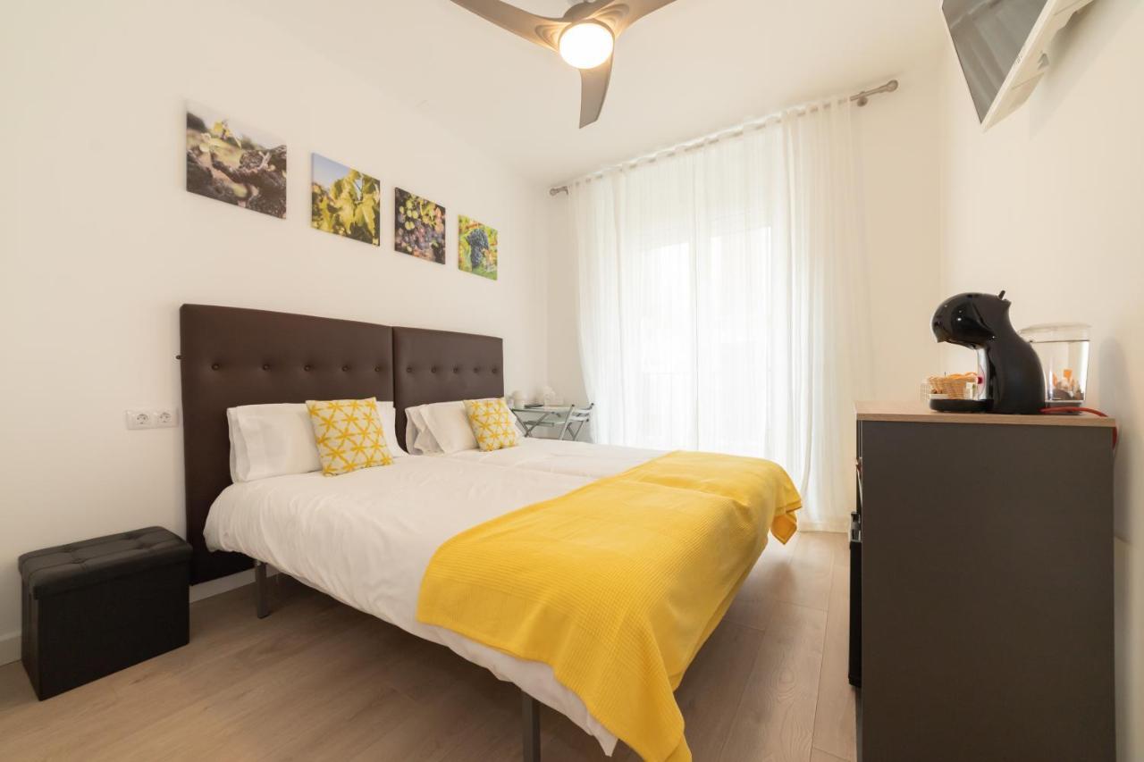 Hostal Puente De Hierro Логроньо Екстериор снимка
